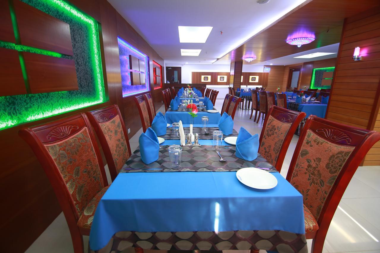Rouba Residency Hotel Ponnani Екстер'єр фото