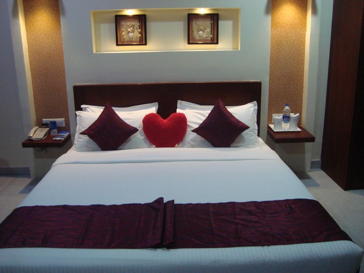Rouba Residency Hotel Ponnani Екстер'єр фото