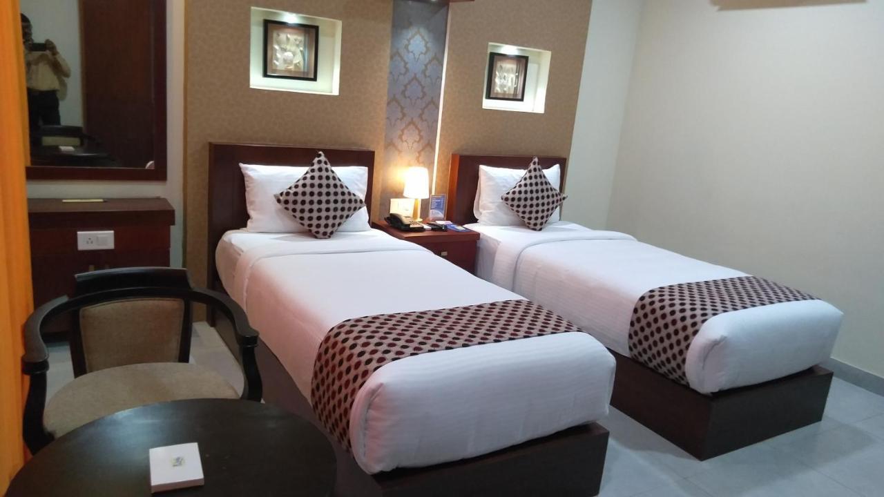 Rouba Residency Hotel Ponnani Екстер'єр фото